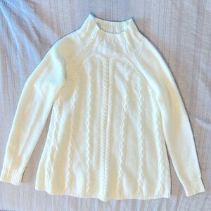 XS Cable knit cream sweater
